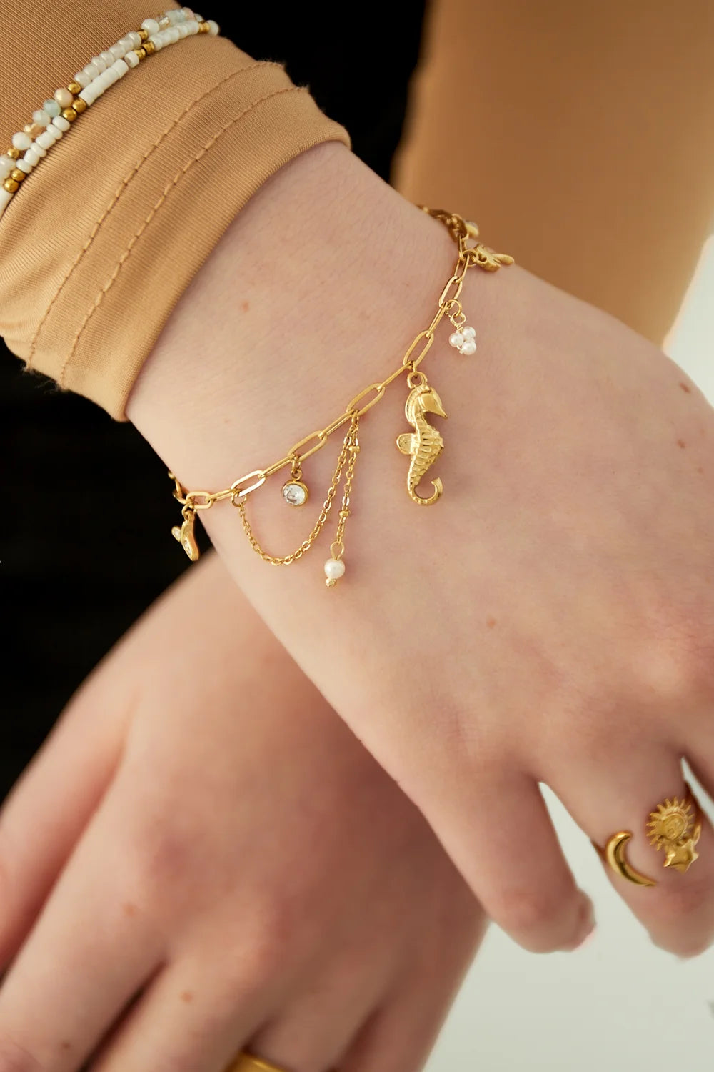 Charm Bracelet Seahorse Gold