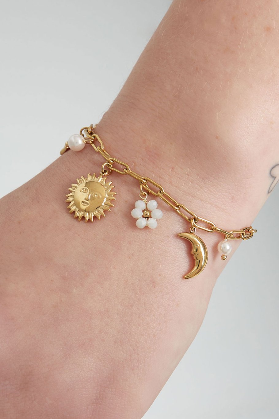 Charm Bracelet Sun Moon Flower Star & Fresh Water Pearls Gold