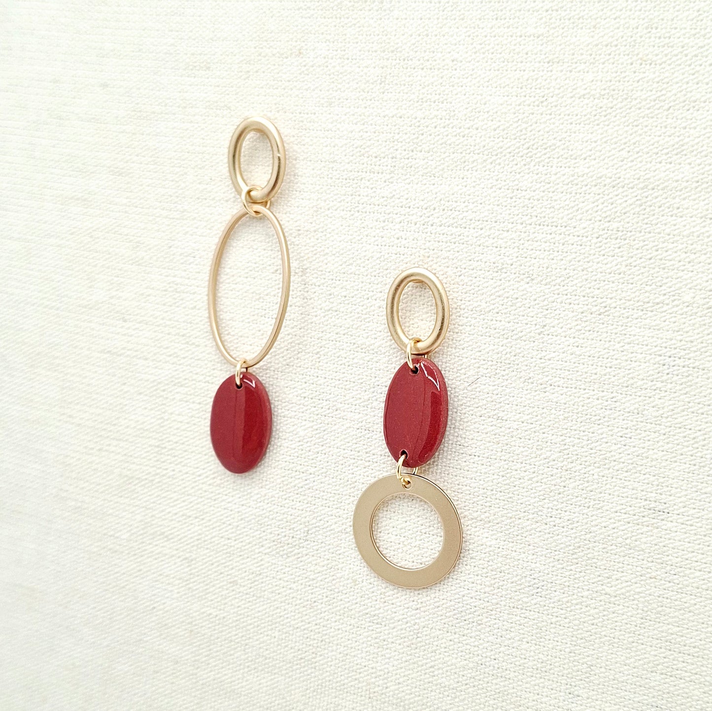 Livinia Maroon Glossy