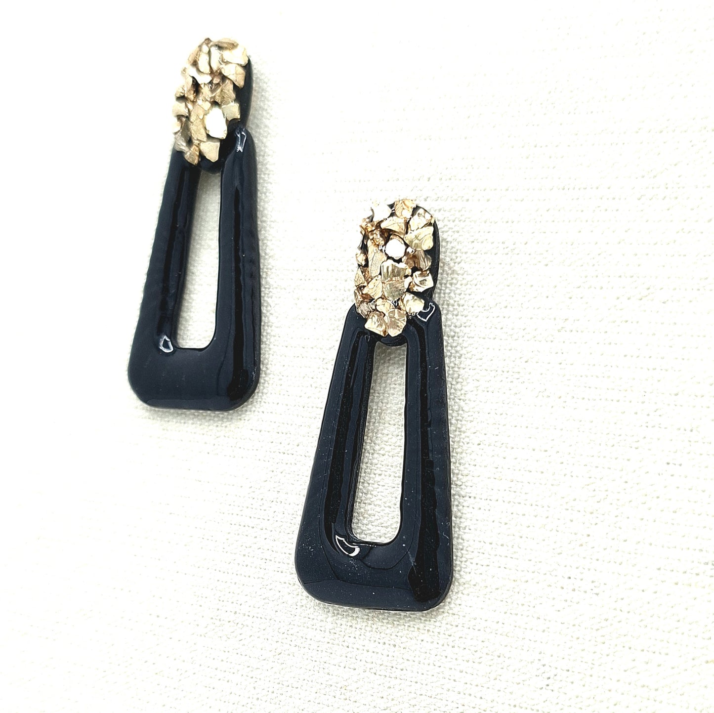 Cleo Black with Gold Glass