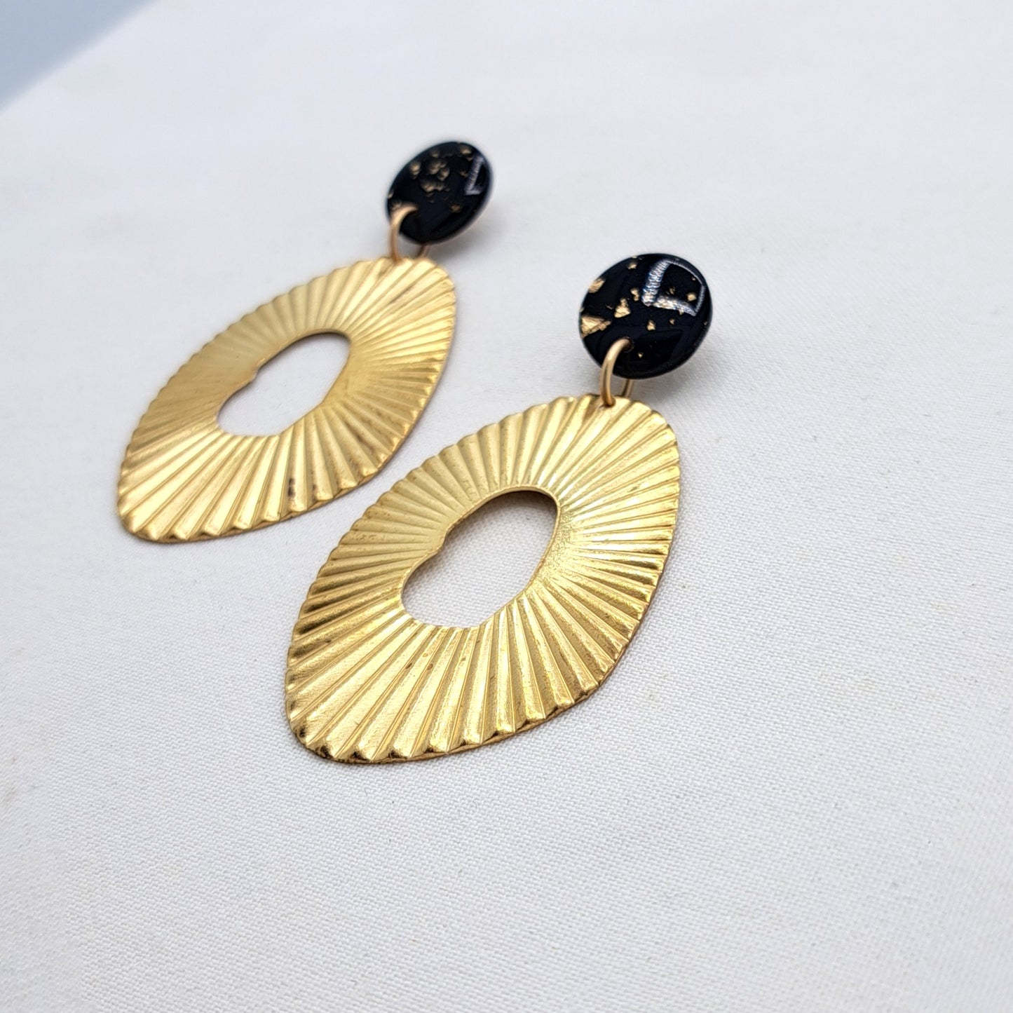 Morgane Black & Gold Glossy