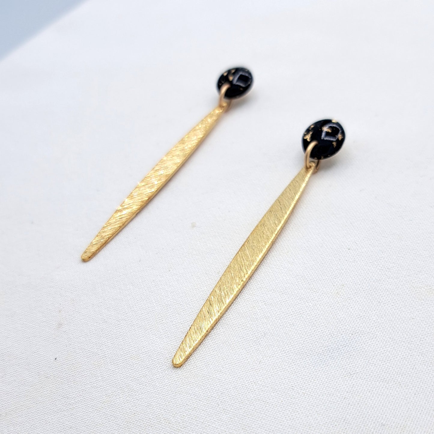 Helena Black & Gold Glossy