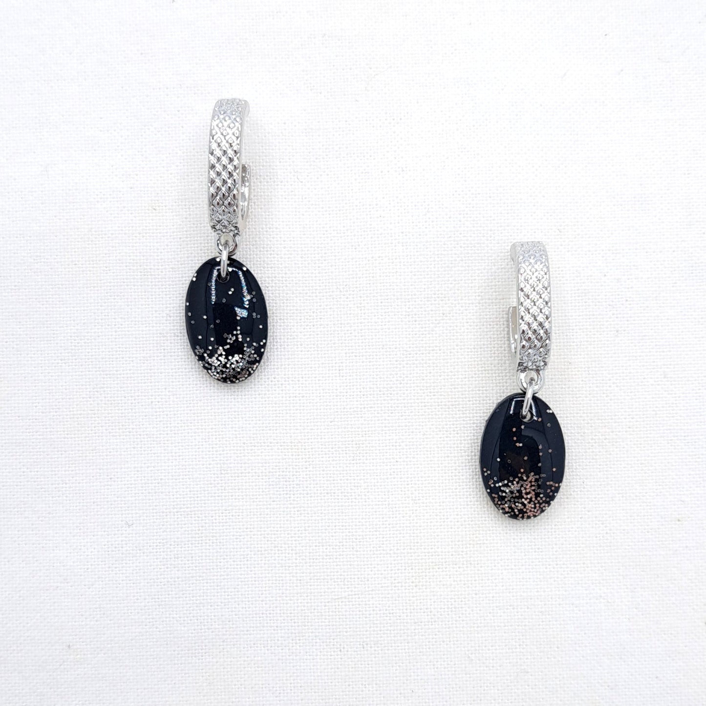 Isabella Black & Silver Glossy