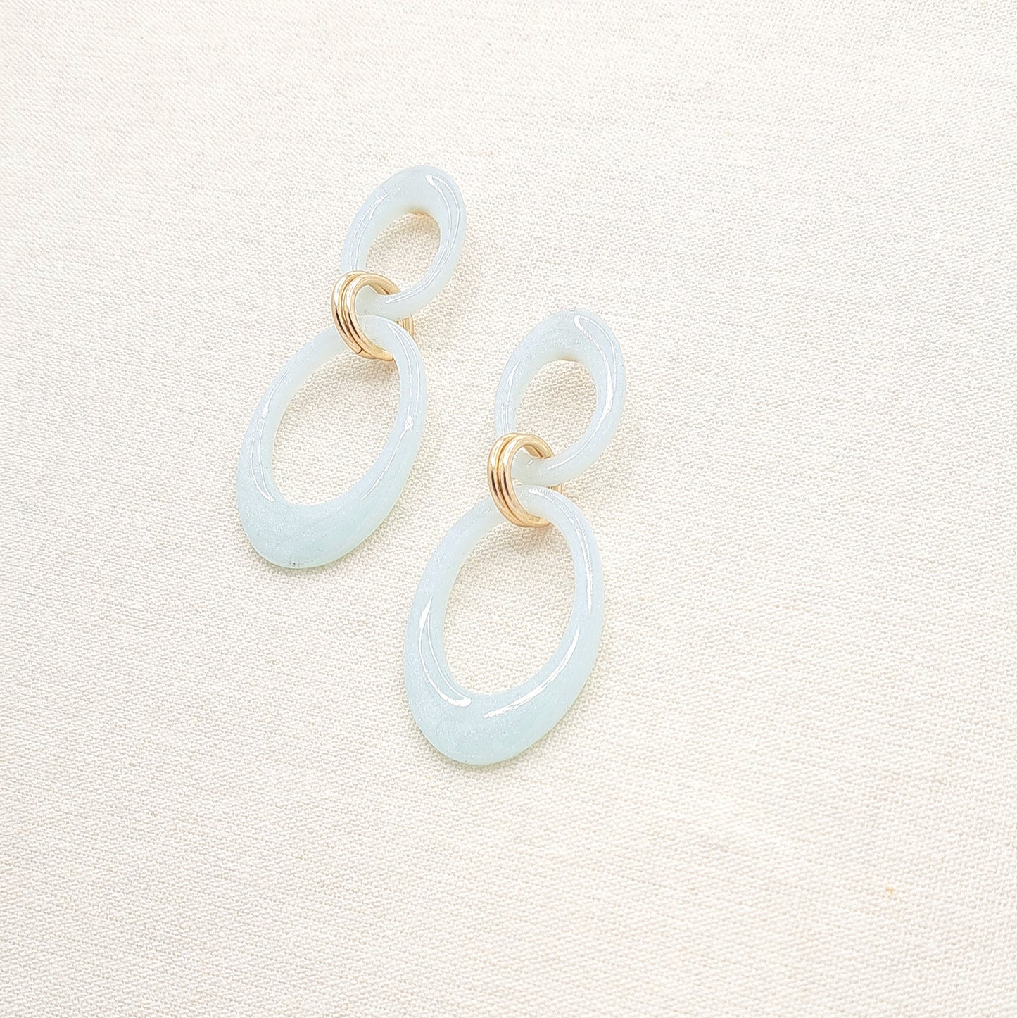 Yana Glossy Ice Blue