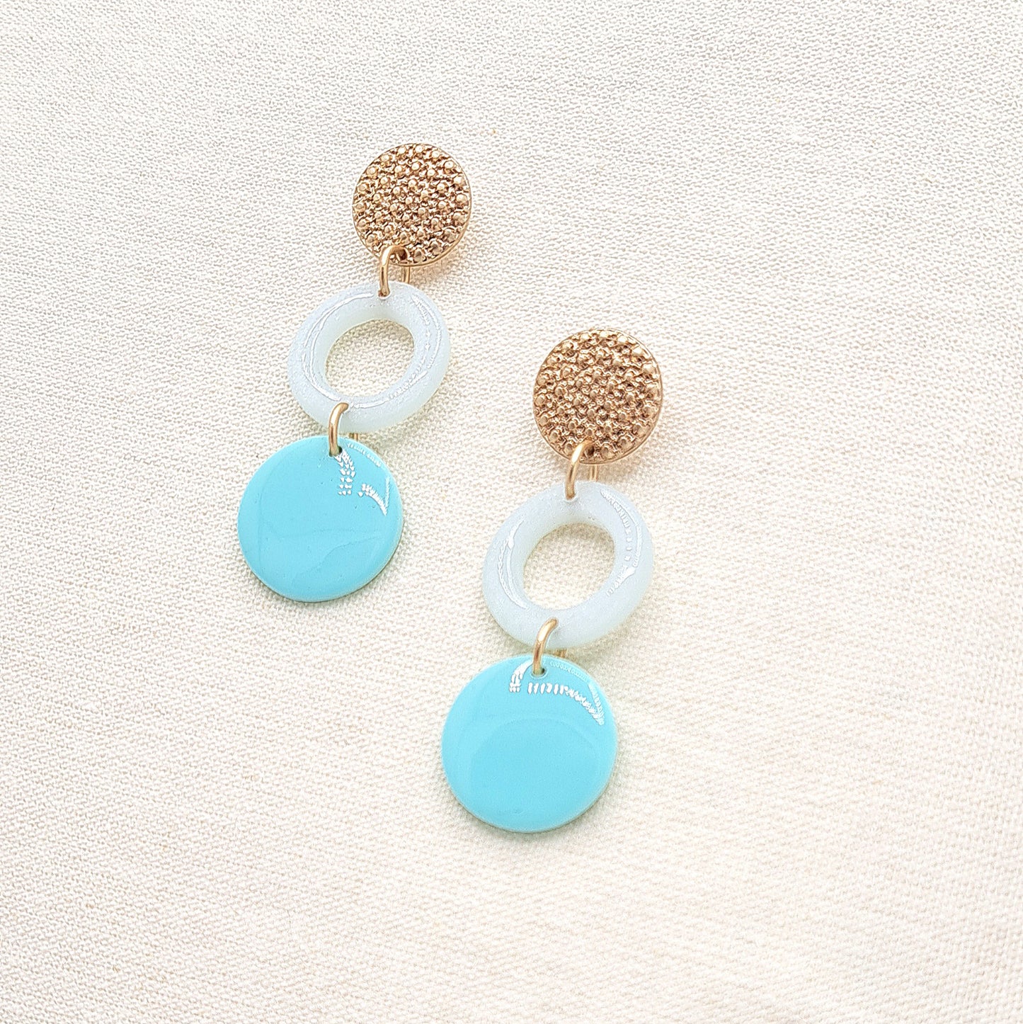 Olivia Glossy - Ice Blue Mint