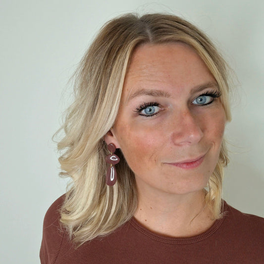 River Chocolate Glossy