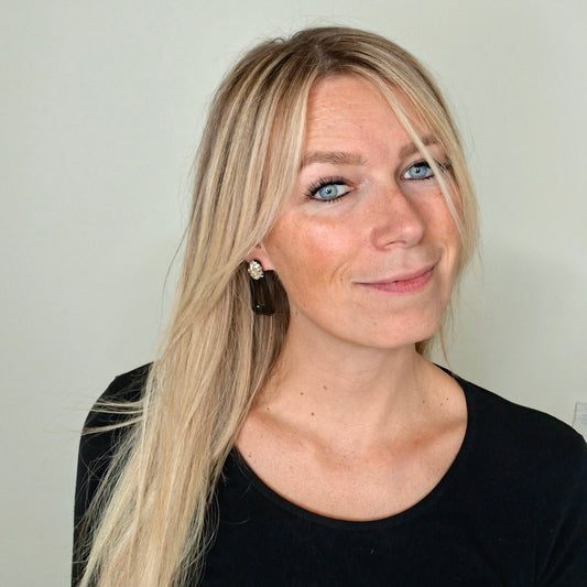 Cleo Black With Silver Glass