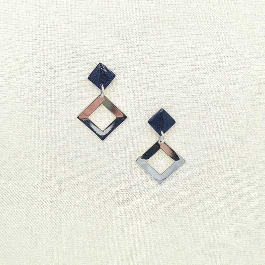 Vera Dark Blue