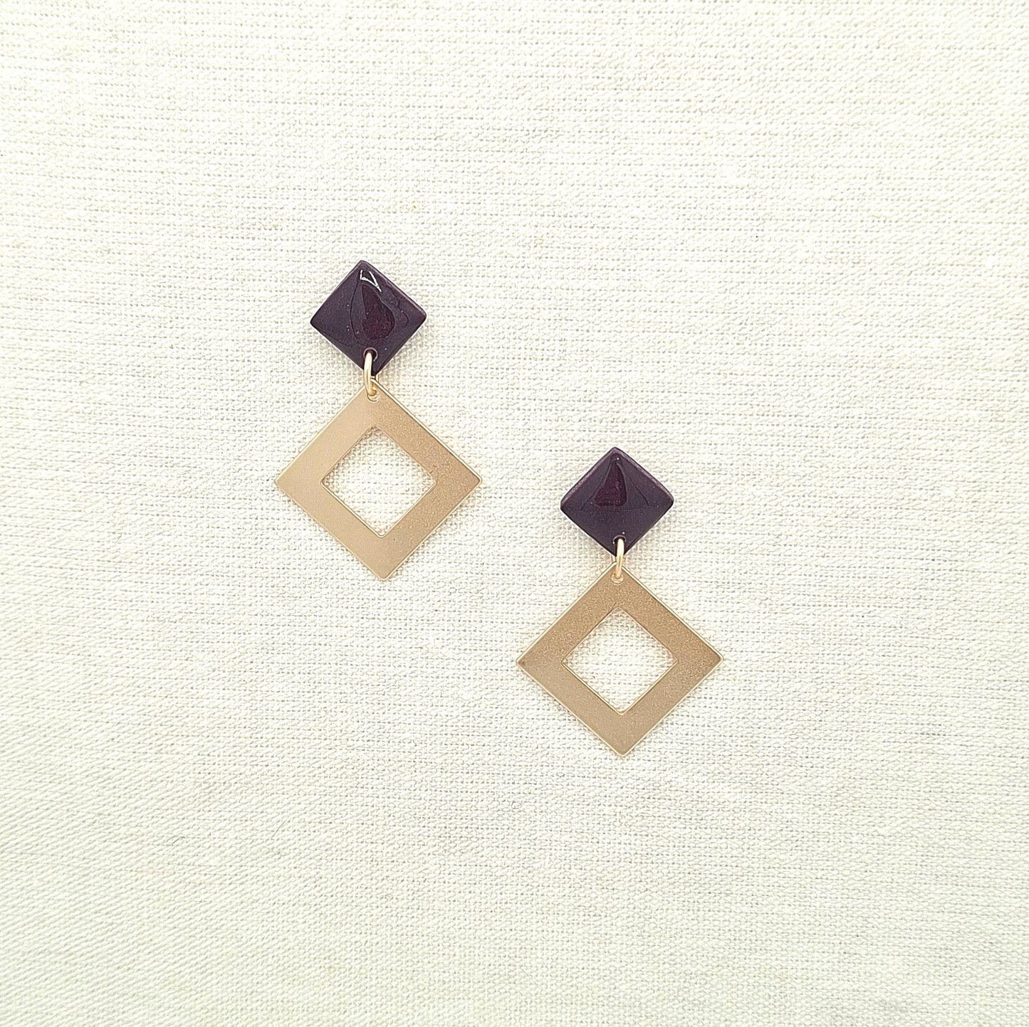 Vera Aubergine