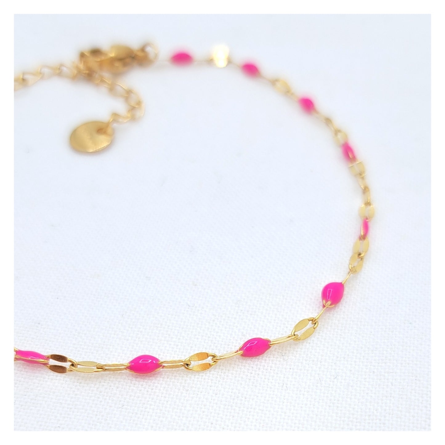 Bullet Bracelet - Neon Pink